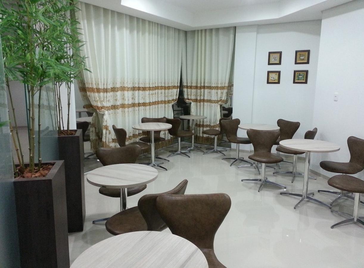 Hotel Vanes Coronel Freitas Exterior foto